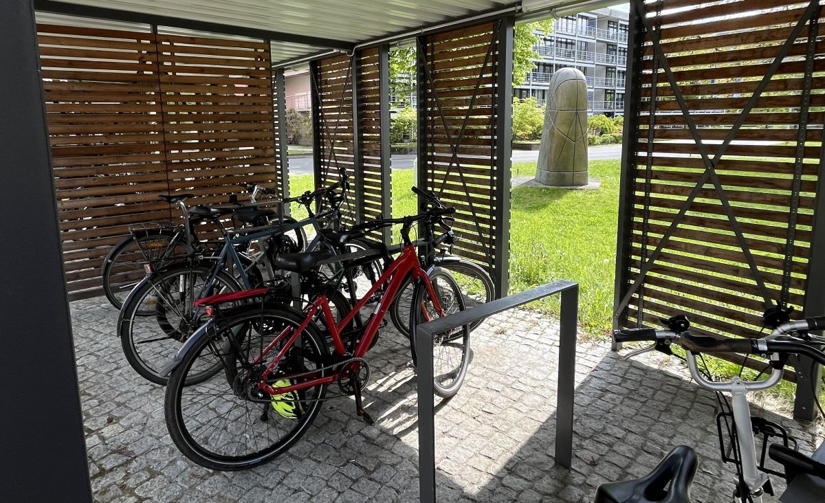 Fahrradabstellanlage-Campus-Berlin-Buch